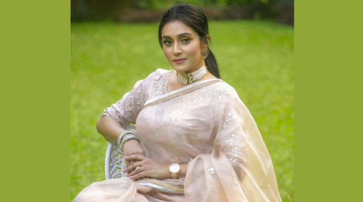 উপস্থাপনায় ও মডেলিং-এ আলোচিত আলোকিত অর্চি